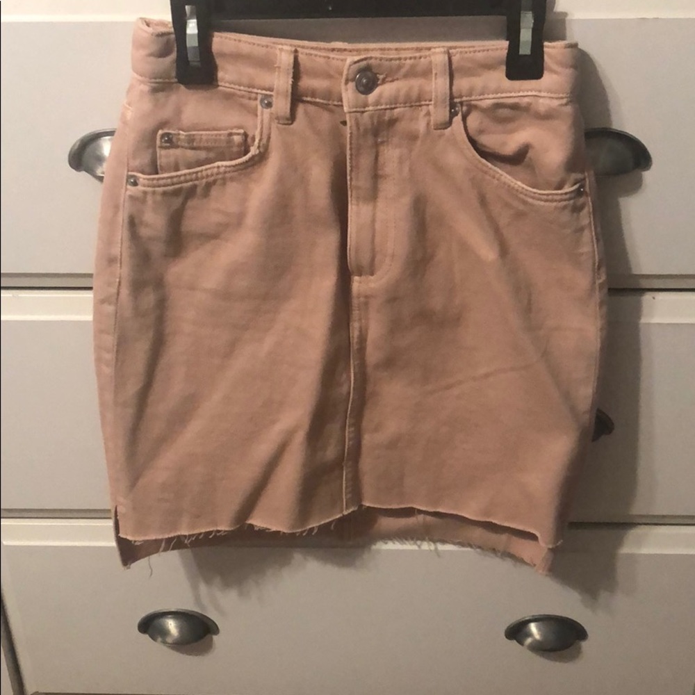 Light pink jean skirt!
